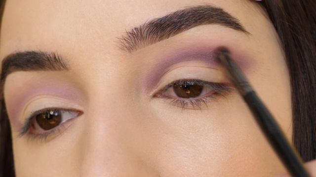 Smokey Eye Tutorial With Huda Beauty Rose Quartz Palette смотреть онлайн