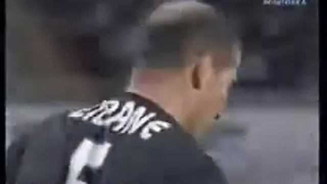Increíble La Jugada Que Hace Zidane.wmv смотреть онлайн