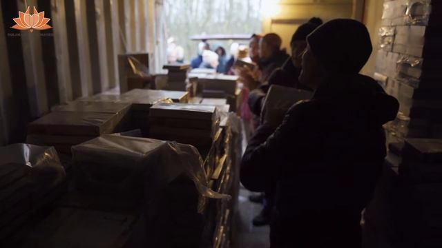 "Жить, чтобы дарить!" — Новый набор в московский ашрам санкиртаны. смотреть онлайн