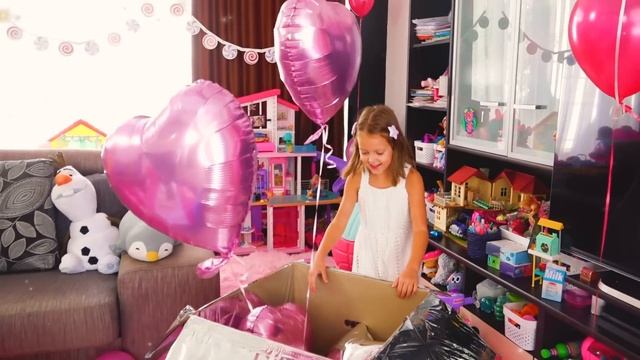 ДЕНЬ РОЖДЕНИЯ АМЕЛЬКИ! Будет ли сюрприз на 7 лет? Что за подарок приготовили родители? смотреть онлайн
