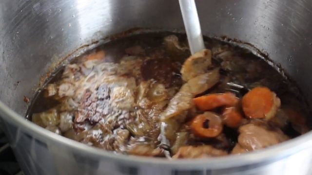 "Cheater" Chicken Demi-Glace - How to Make Demi-Glace without Veal Bones смотреть онлайн