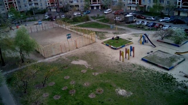 КИЕВ / САЖАЮТ ДЕРЕВЬЯ / ДЕТСКАЯ ПЛОЩАДКА / БЛАГОДАРНОСТЬ / Так как есть смотреть онлайн
