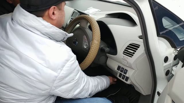 Английский для nissan leaf смотреть онлайн