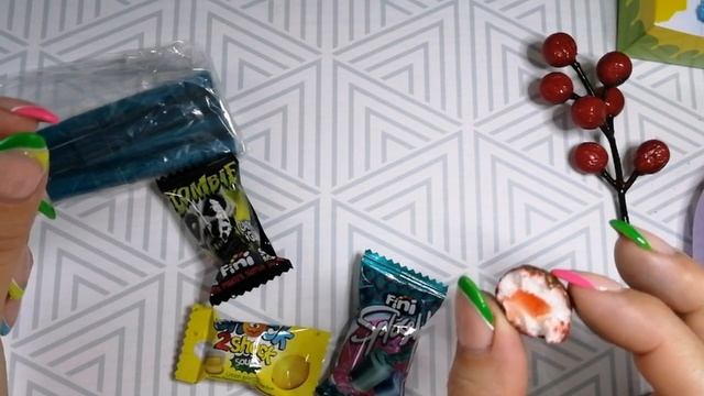 Затест сладостей с Wildberries. ASMR видео.Кислющие жвачки. смотреть онлайн