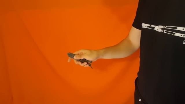 Butterfly Knife Tricks for Beginners #3.8 (Figure 8) смотреть онлайн