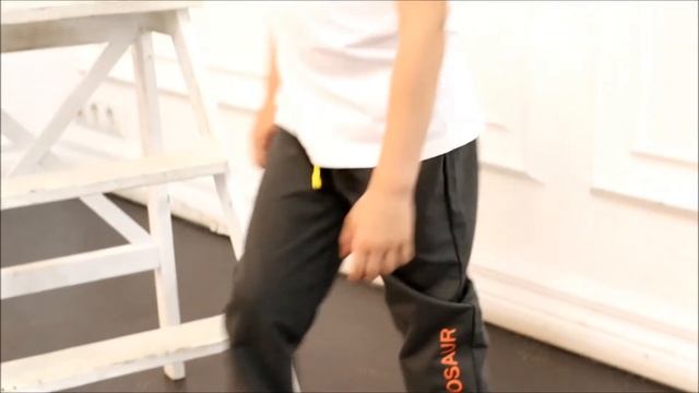 Брюки на шнурке 