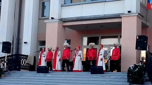 Казачий ансамбль "АТАМАН" - Родина и честь. г. Алчевск 19/07/15 смотреть онлайн