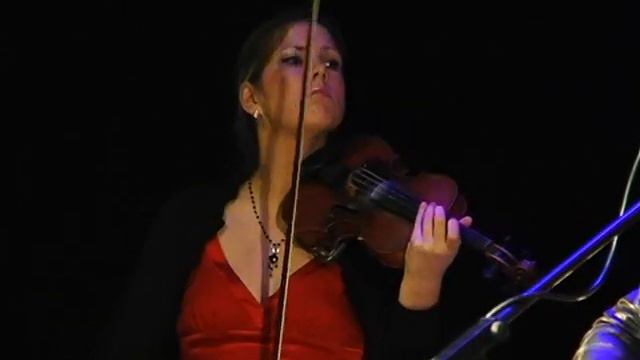 Лена Иванова и акустический проект "Володар" - "Один в полі не воїн" 2012 смотреть онлайн