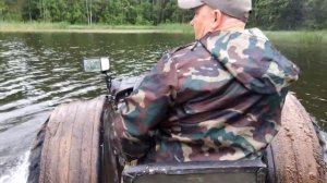 Вездеход на шинах низкого давления.