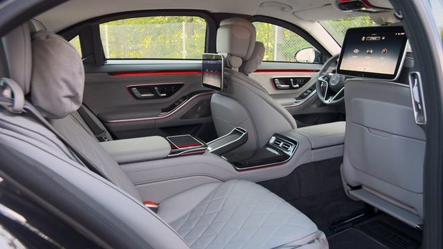 2023 S680 Guard 4MATIC V12 Driving Center HD смотреть онлайн