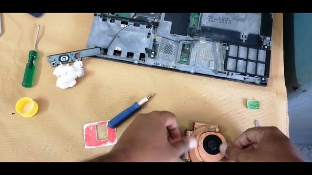 How To Clean Lenovo Thinkpad T430i Laptop fan | Disassembling Lenovo Thinkpad T430 смотреть онлайн