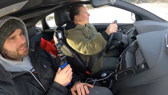Teaching my WIFE to DRIVE STICK ! Did she Break my Focus RS?! смотреть онлайн