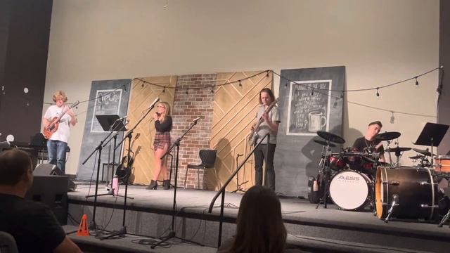 hallelujah and the boys: r u mine (arctic monkeys cover) @ alliance church 2023 HD смотреть онлайн