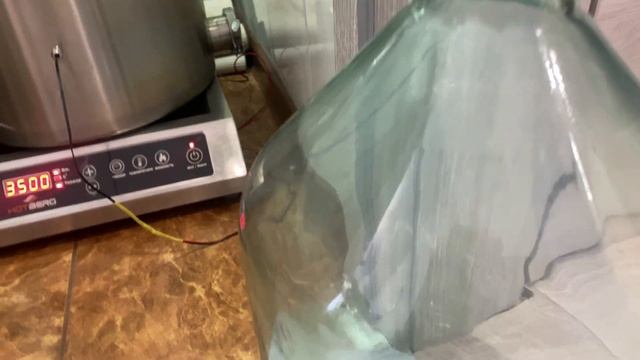 Перегонка сахарной браги, не пренебрегайте медью, ОПАСНО для жизни!!!!! смотреть онлайн