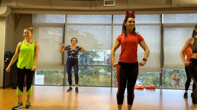 Zumbadance/По дороге на юг/Агутин