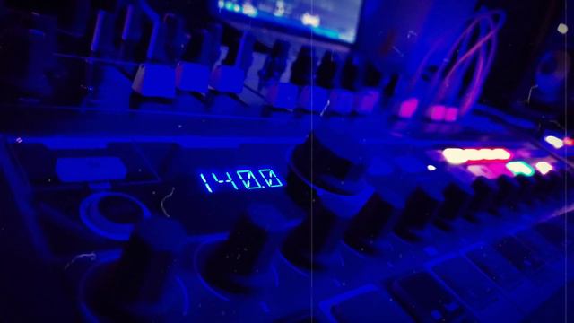 Saturday Night Synth Jam : Minibrute 2s смотреть онлайн