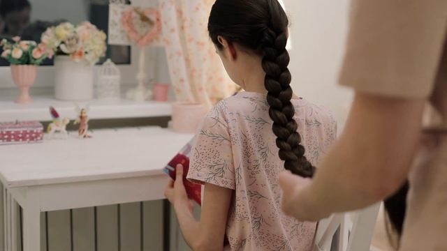 Отдельная комната у Леры | Уход за длинными волосами. смотреть онлайн