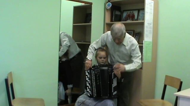 Мастер-класс №2 Заслуженного работника культуры РФ, преподавателя по баяну Булгакова Д.Г. смотреть онлайн