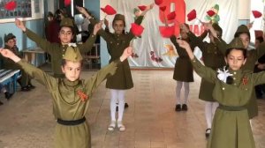 9 май.танец 4 в кл.