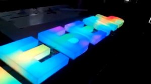 Объемные световые буквы из акрила с RGB подсветкой