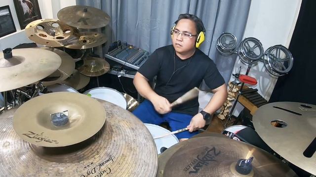 Enter Sandman - Metallica (Drum Cover) Tribute to Lars Ulrich смотреть онлайн