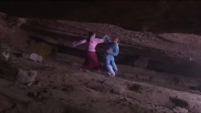 ⚔️【Movie】惡霸想要強姦美女，怎料和尚出現把惡霸打死！#高燃精彩瞬间 #功夫 #中国电视剧#格斗 #mma #抗日 #武侠 #抗战#战争神剧 смотреть онлайн