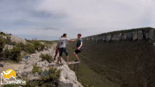 Валера Змеиное Ущелье RopeJumping with SkyLine X-Team in Crimea смотреть онлайн