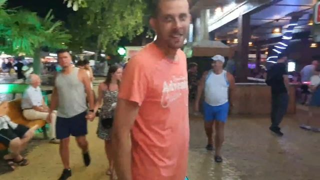 ОХРЕНЕТЬ СКОЛЬКО ЛЮДЕЙ #Витязево - НАСТОЯЩИЙ РУССКИЙ КУРОРТ - #Анапа 17.08.2021 смотреть онлайн