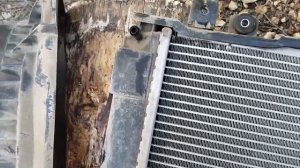 Как заменить радиатор охлаждения LADA Калина Кросс с кондиционером - 1.6i