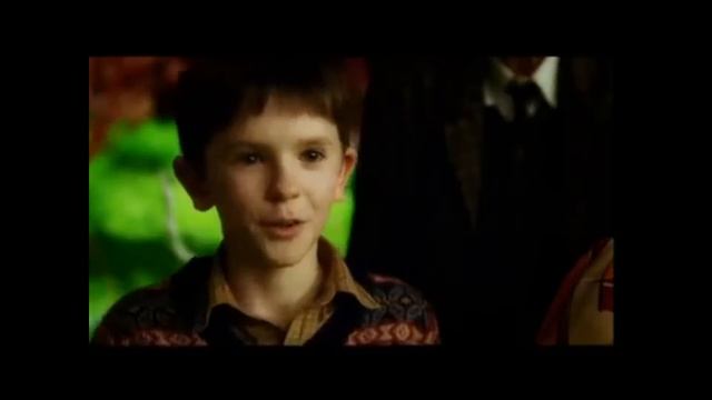 ЧАРЛИ И ШОКОЛАДНАЯ ФАБРИКА ТРЕЙЛЕР смотреть онлайн