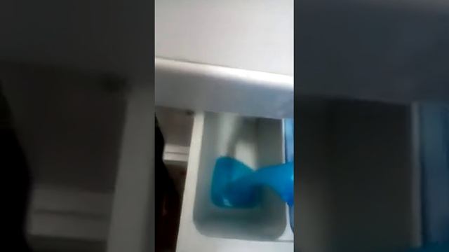 Стирка пледа:Деликатная 30°C 400об/мин смотреть онлайн