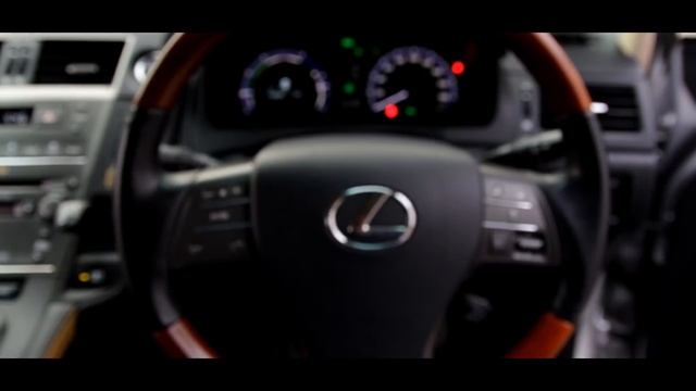 Lexus HS 250h - Экономить бензин с комфортом ?! смотреть онлайн