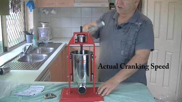 Vivo Sausage Stuffer - Unboxing Vivo STUFR- V003 - 3 liter / 7 Pound смотреть онлайн
