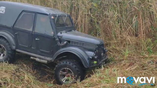 УАЗ с мотором м51 ,нива на порталах газ 69 с мотором от Мерседес и китаец нашли грязь смотреть онлайн