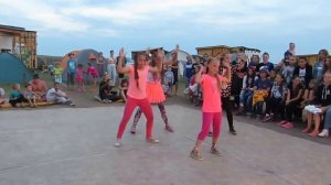 Танец Барби