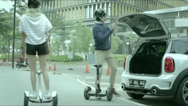 Оригинальный Ninebot by Segway Mini Pro smart балансируя miniPRO 2 колеса электрический скутер смотреть онлайн
