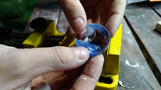 Из Этого Я Сделал Два Кулона Клыка! смотреть онлайн