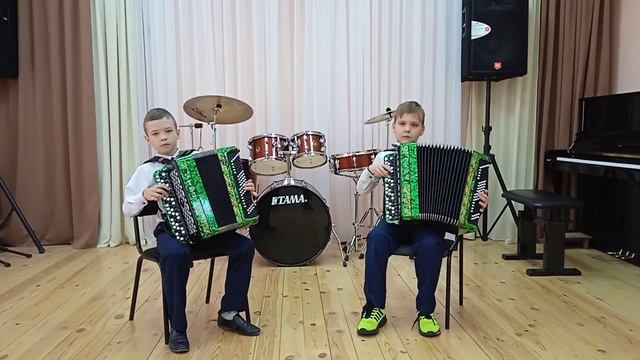 "Камаринская" смотреть онлайн