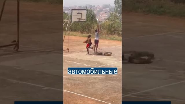 Безумные тренировки камерунца, который мечтает попасть в НБА смотреть онлайн