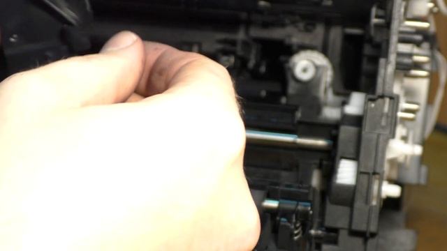 Kyocera FS-1025MFP — треск при включении смотреть онлайн