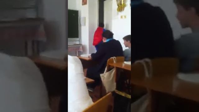 Как уйти с урока,смотреть всем XD смотреть онлайн
