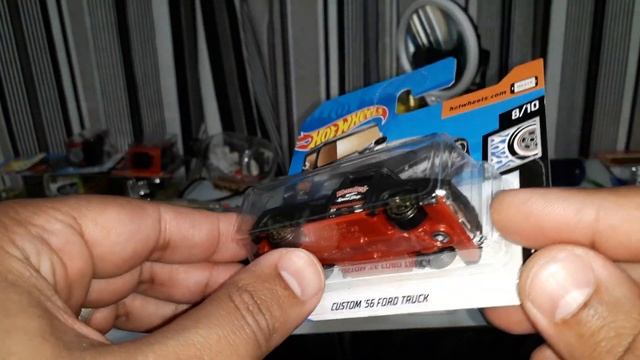HOT WHEELS Custom 56 Ford Truck no MMINIS BR смотреть онлайн