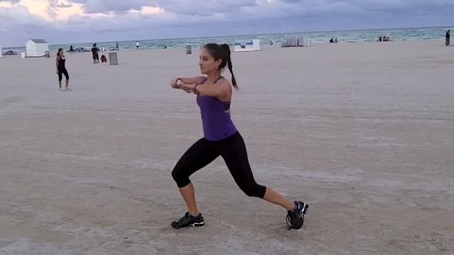 Pivot Lunges || Exercise Demo || Maria Sollon Fitness || Groovy Sweat Productions смотреть онлайн