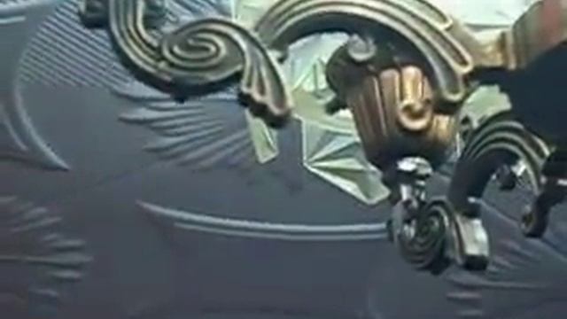 Плачущая люстра