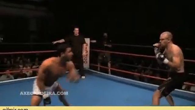 Капоэйра в реальном бою! смотреть онлайн