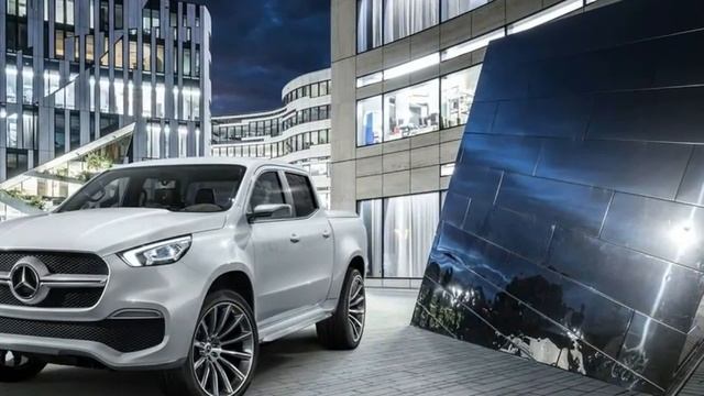 Mercedes X-Class Pickup Interior 