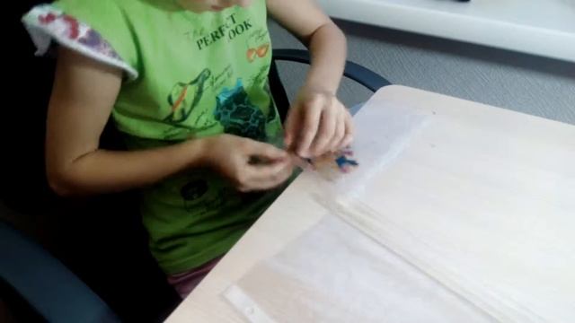 Новогодние снежинки из витражных красок! Завершение. смотреть онлайн