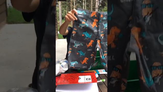 John Wilson Unboxing and Operation Christmas Child Shoebox gift смотреть онлайн