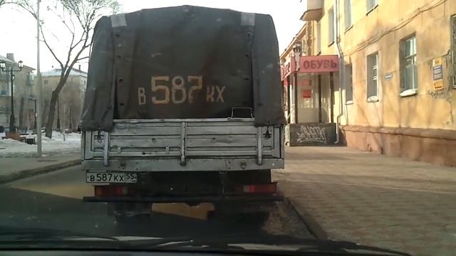 Как обращаються с нашими посылками.mp4 смотреть онлайн