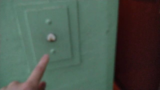 Сравнение работоспособности кнопок "СТОП" на лифтах со станцией УЛЖ - 1992 и 1995 г.в. смотреть онлайн